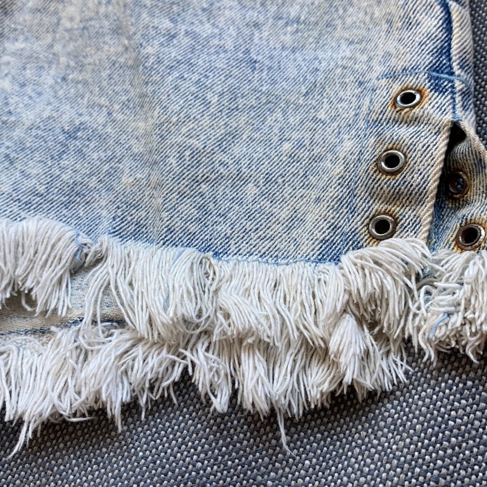 Shorts - Picture 6 of 6